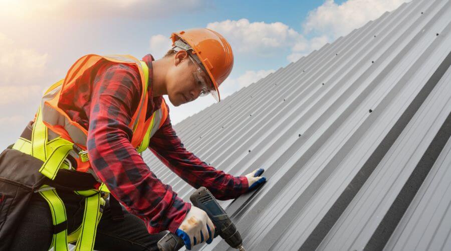 Owens Corning roofing contractor in Lynn Center, IL